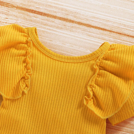 Dress your baby in style with our Summer Newborn Girls Sunflower Onesie Outfit Set. Perfect for warm weather!