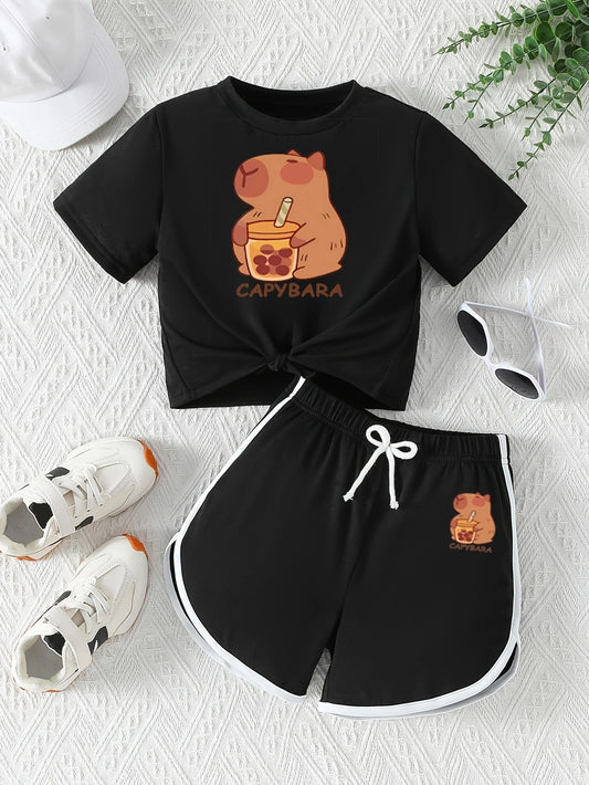 This playful Summer Girls Printed T-shirt Sport Shorts Set features a lightweight T-shirt adorned with the world's friendliest rodent.
