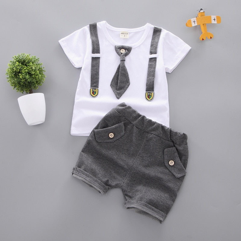 Featuring a Bowknot T-Shirt and matching Shorts, this set offers a warm, comfortable fit; perfect for all-day play.