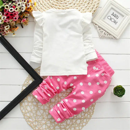 This adorable Autumn Toddler Girls Bow-Dot Shirt-Pants Set offers comfort and style for your little one.