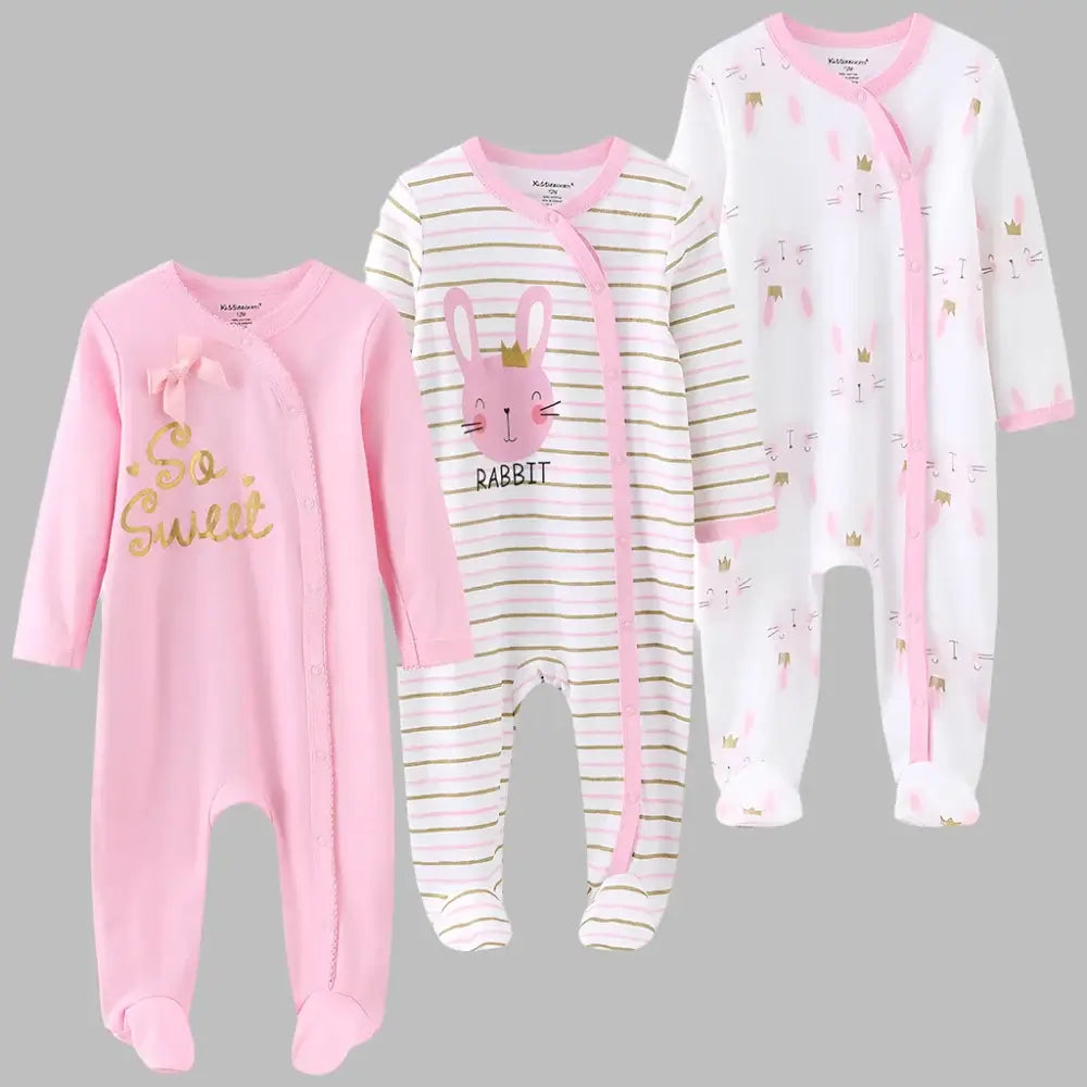 Snuggle up in style with our Autumn Newborn Footed Sleepers! Made with soft, breathable cotton.