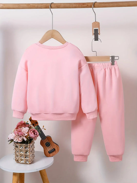 This Girls Autumn Unicorn Printed Pullover Top and Pants set is thoughtfully designed to keep your child comfortable and confident throughout the season.