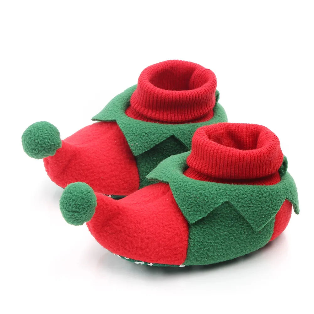 Give your little one the gift of warm, protected feet this winter with our Winter Christmas Infants Soft Sole Shoes!