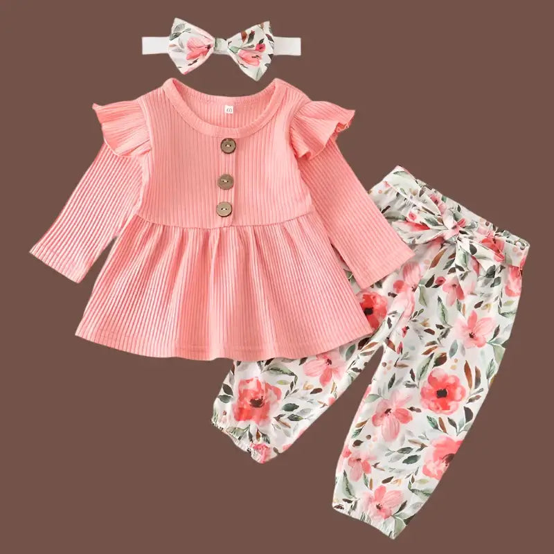 Dress your little one in style with our Autumn Newborn Girls Top and Pants set. Featuring a beautiful floral print.