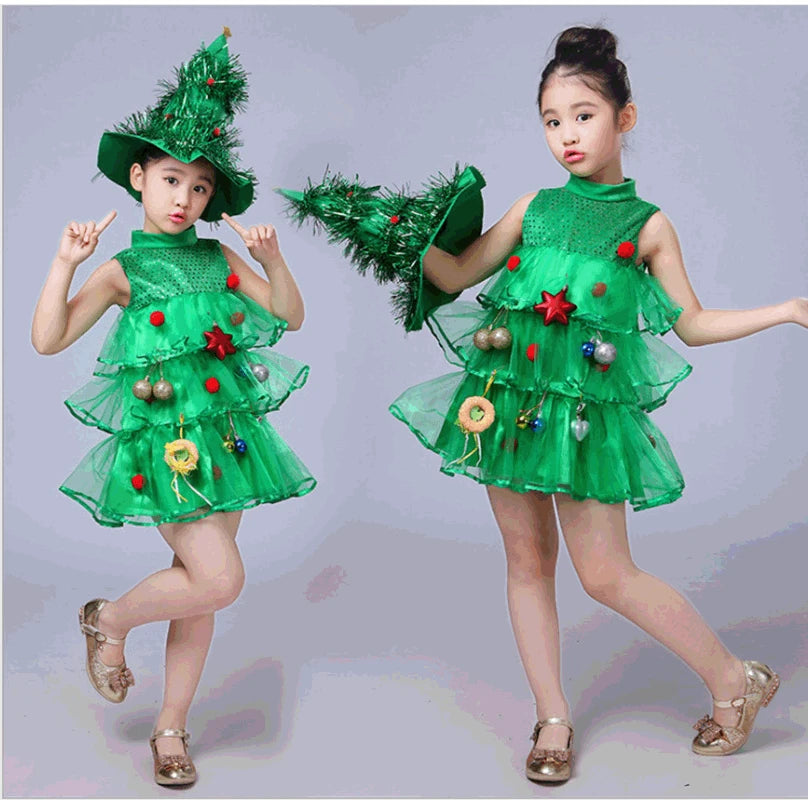 Get ready for the holiday season with these adorable Christmas party outfits for kids!