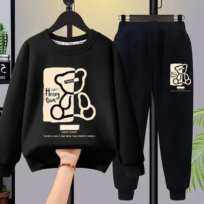 Get ready for cozy season with this adorable Autumn Boys Cartoon Bear Sweatshirt And Pants! 