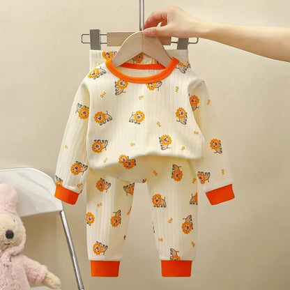 Get ready for a cozy night's sleep with our Autumn Kids Pure Cotton Sleepwear Sets! These pajamas are perfect for the fall.