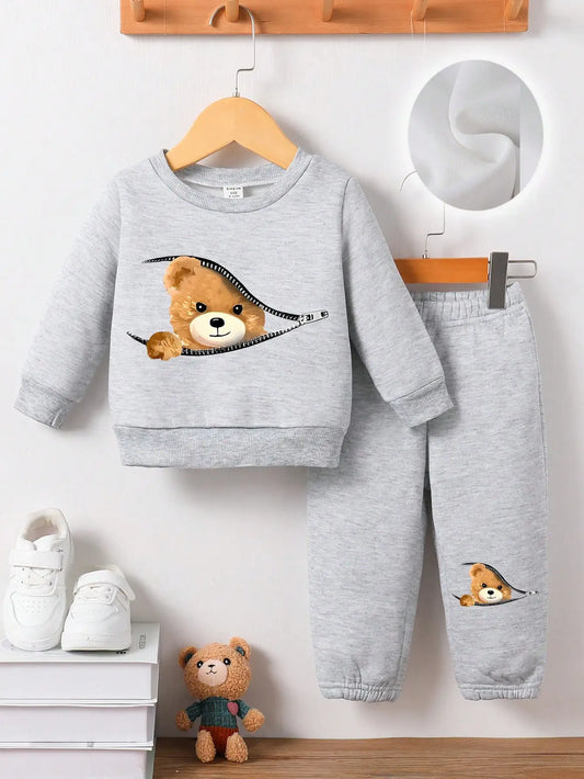 Keep your little guy cozy and stylish this season with this adorable Toddler Boys Winter Fleece Casual Fashion Tracksuit! 