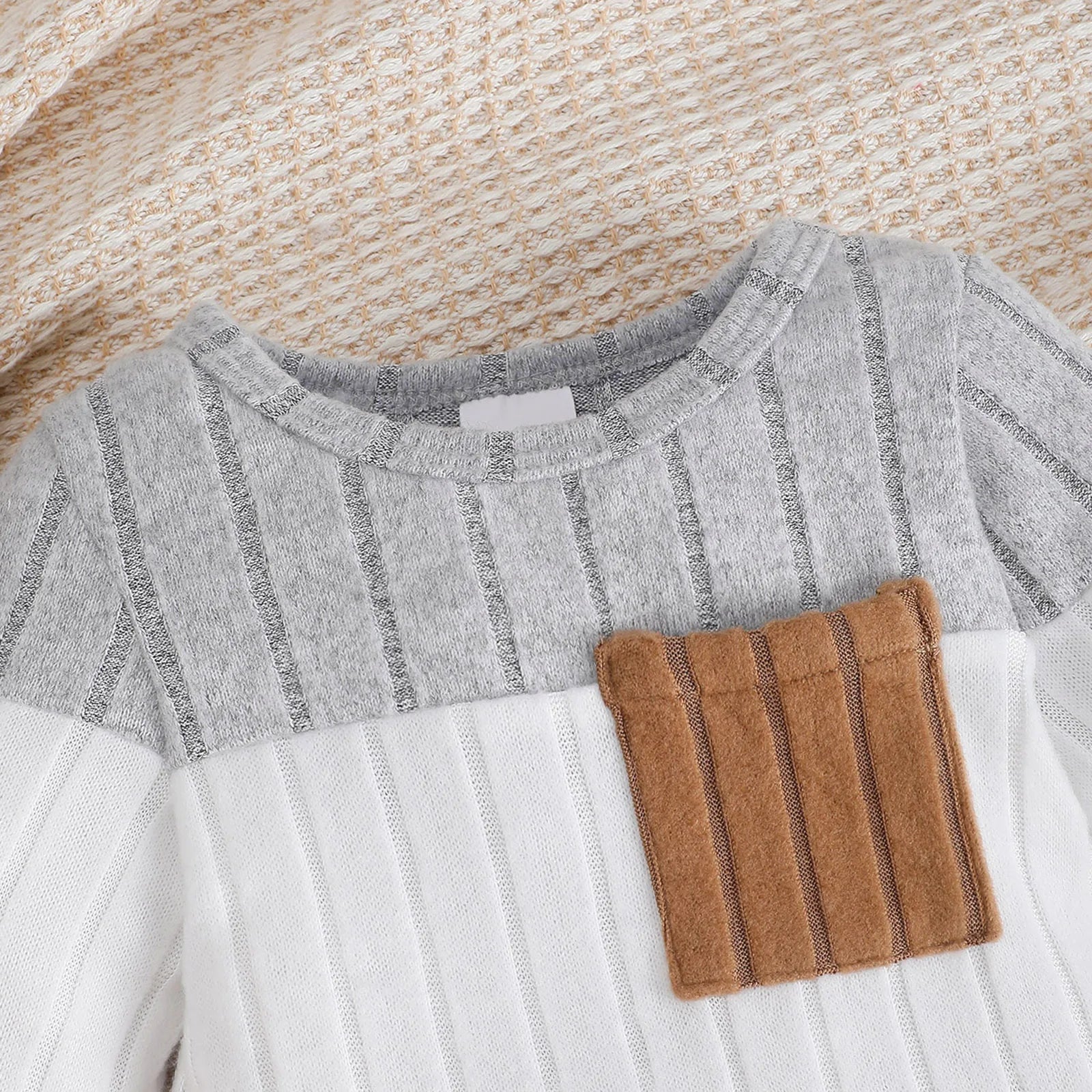 Dress your little guy iDress your little guy in style with this Newborn Boys Autumn Color Blocked Romper+Pants+Hat Set that's basically a fashion statement n style with this Newborn Boys Autumn Color Blocked Long Sleeve Romper+Pants+Hat Set that's basically a fashion statement before he can even say "goo goo." 