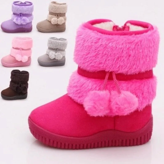 Featuring a cute design, waterproof lining and soft sole, these snow boots will keep your little one's feet warm and dry.