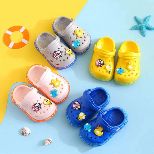 Keep your little one's feet dry while they play in style with these cute and durable sandals. Perfect for warm weather adventures.