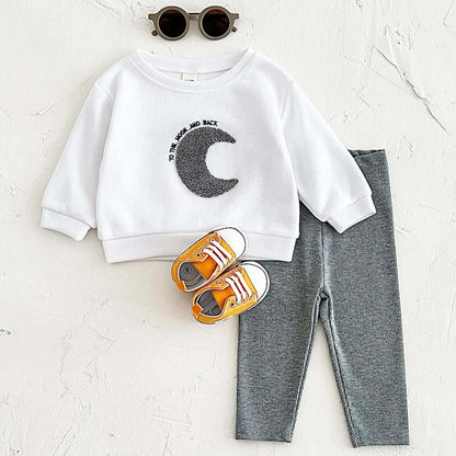 Get your little one ready for an autumn adventure with our fun and fashionable 2PC set!