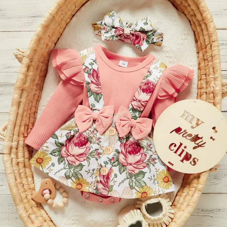 Outfit your little one in style with this cute Infant Girls Bowknot Romper-Headband 2PC Set!