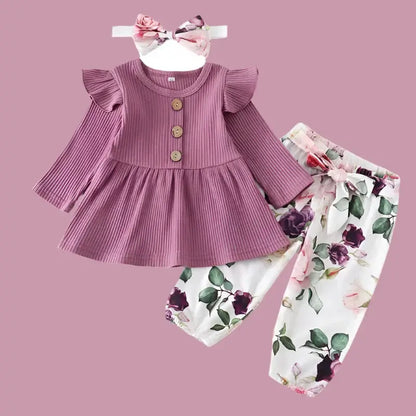 Dress your little one in style with our Autumn Newborn Girls Top and Pants set. Featuring a beautiful floral print.