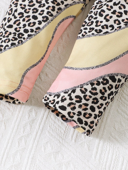 Get your little roarer ready with this Toddler Girls Autumn Sleeveless Top Multicolor Pants featuring a sleeveless leopard-print top and multicolor pants.