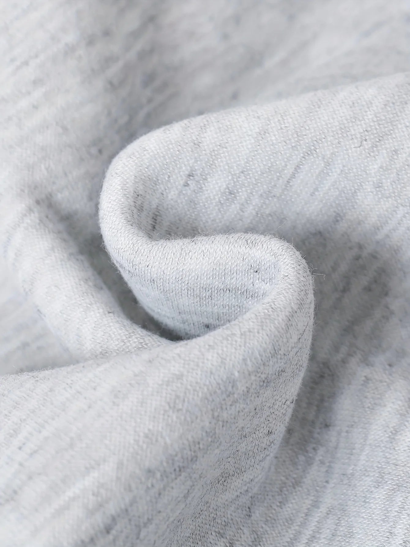 Keep your little guy cozy and stylish this season with this adorable Toddler Boys Winter Fleece Casual Fashion Tracksuit! 