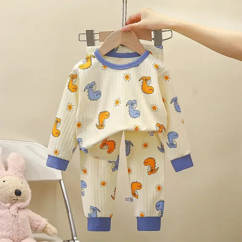 Get ready for a cozy night's sleep with our Autumn Kids Pure Cotton Sleepwear Sets! These pajamas are perfect for the fall.