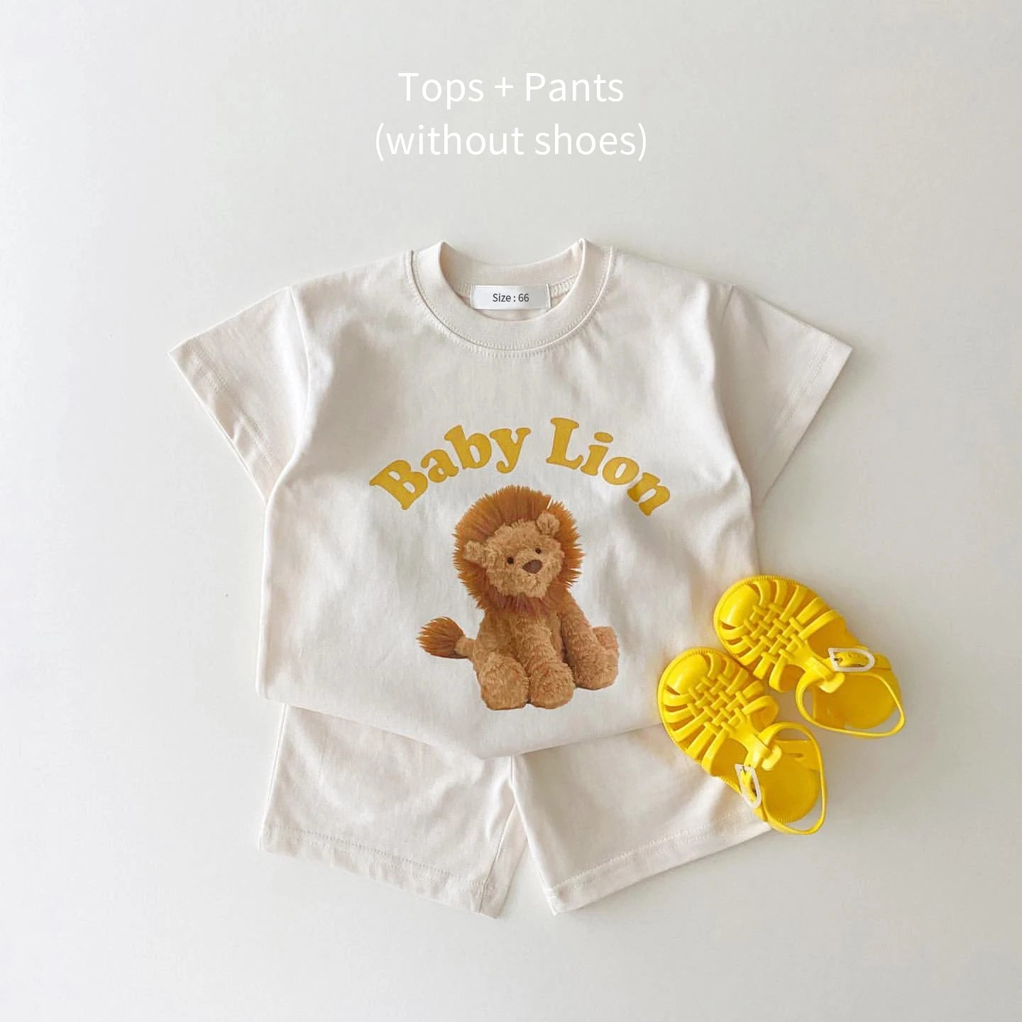 Introducing our Toddler Boys Vintage Shirt & Shorts set, a comfortable outfit that will make your little one the star.