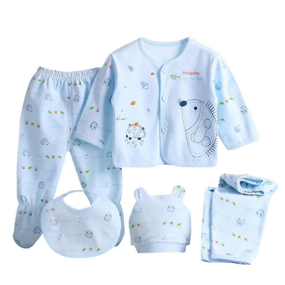 Welcome your little bundle of joy with this essential newborn set a long sleeve top, hat, pants, a saliva towel, and a bib.